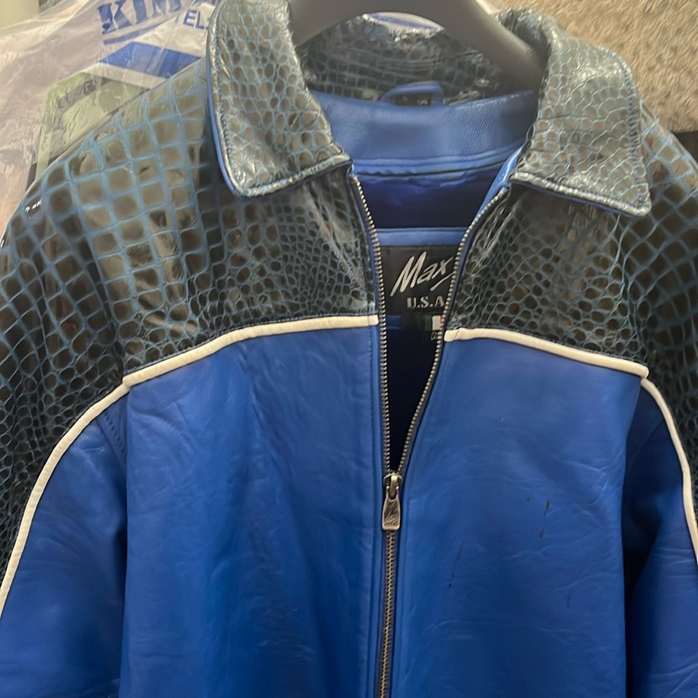 Men Max u.s.a jacket size L warm under